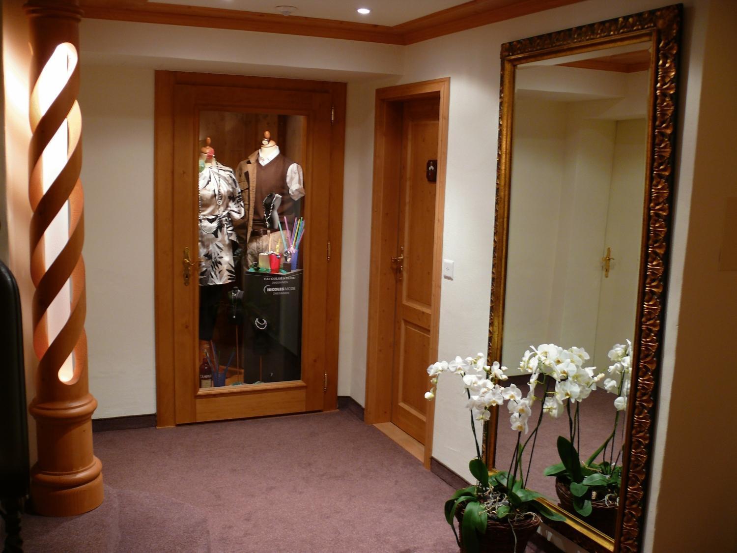 Sonnegg Hotel 츠바이지멘 외부 사진