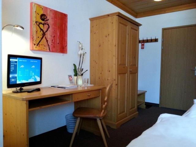 Sonnegg Hotel 츠바이지멘 외부 사진