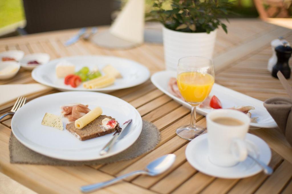 Sonnegg Hotel 츠바이지멘 외부 사진