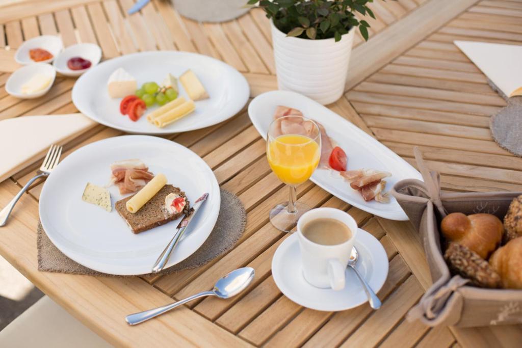 Sonnegg Hotel 츠바이지멘 외부 사진